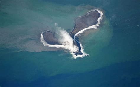 Japan Gets New Island After Undersea Volcano Erupts | JAPAN Forward