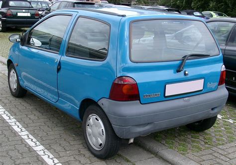 Fichier:Renault Twingo rear 20080709.jpg — Wikipédia