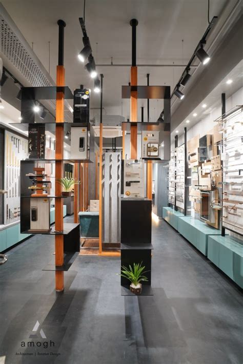 Hardware Store Interior Drew The Concept Of Raw And Contrasted Elements ...