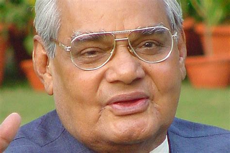 Former Indian prime minister Atal Bihari Vajpayee dies at 93 - UPI.com