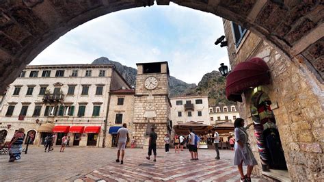 KOTOR OLD TOWN - PLACES TO SEE & HOW TO PLAN | Biz Evde Yokuz