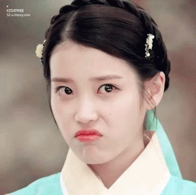 Iu Korea GIF - Iu Korea Cute - Discover & Share GIFs