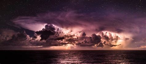 How to photograph storms - Australian Geographic