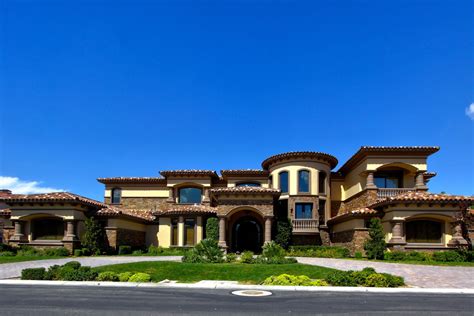 Mansions for Sale in Las Vegas Now Available to Buy Without Bank Financing at LuxuryEstateFinder.com