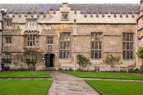 Jesus College, Oxford University (England) - Specialty B&B Reviews ...