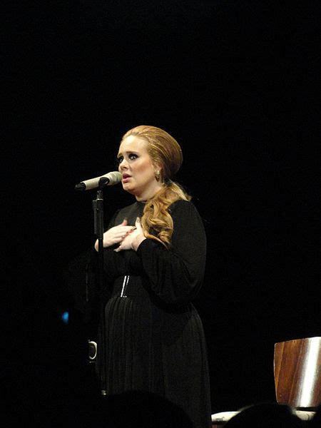 Does Adele Quit Smoke Cigarettes In 2023?