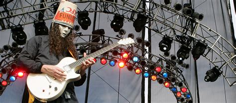 Buckethead | Guitar World