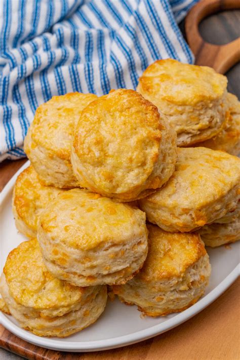 Buttermilk Cheddar Cheese Biscuits