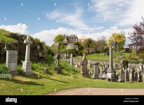 Old town cemetery in stirling hi-res stock photography and images - Alamy