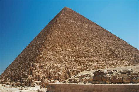 File:Great Pyramid of Giza - 20080716a.jpg