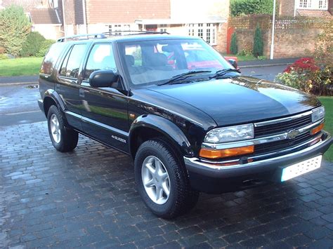 2002 Chevrolet Blazer - Information and photos - MOMENTcar