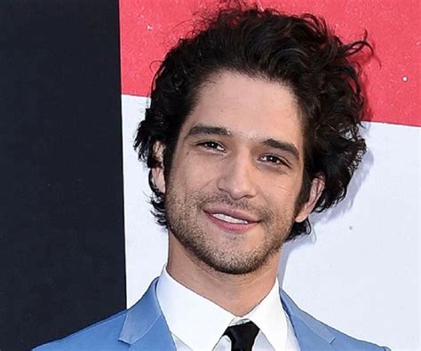 Tyler Posey Biography - Facts, Childhood, Family Life & Achievements of Actor