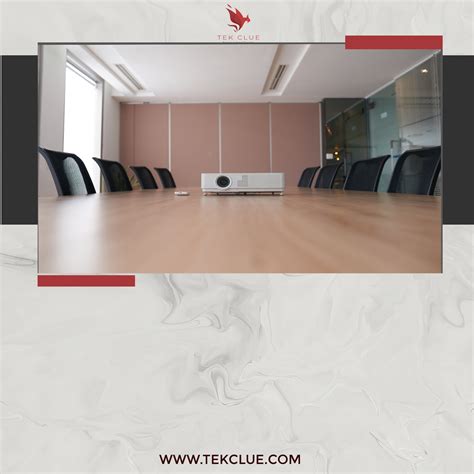 Best Projector for Conference Room - Office Projector | TekClue