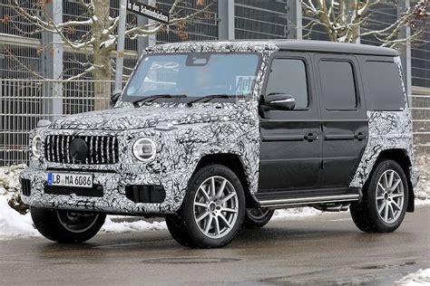 Renewed Mercedes-Benz G-Class: spot the differences - Techzle