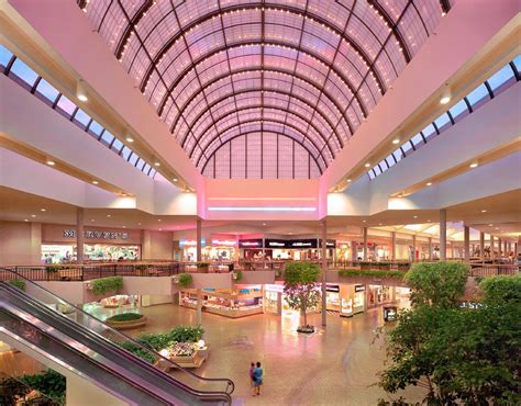 Coconut Mall, 80 Aesthetic, Dead Malls, Vintage Mall, Wattpad ...