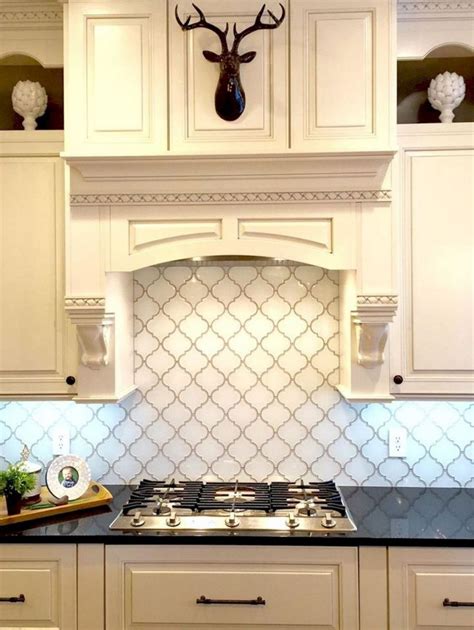 60+ Marvelous White Kitchen Backsplash Ideas | Rustic kitchen, White ...