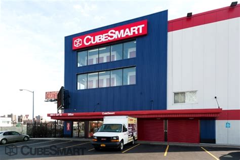 CubeSmart Self Storage | 200 E 135th St Bronx NY | StorageCompany.com