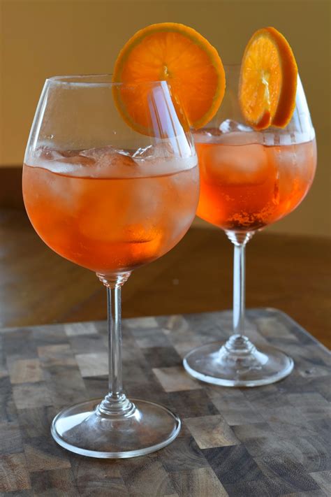 Nibbling Gypsy: Cocktail Hour: Venetian Style Aperol Spritz