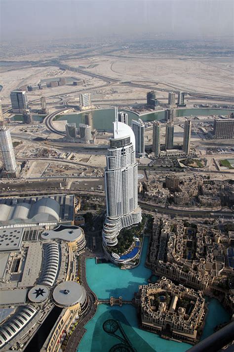 10 Fun Facts about the Burj Khalifa - Luxe Adventure Traveler