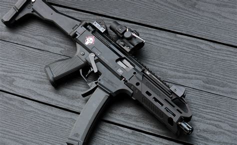 AIRBORNE ARMS DEBUTS THE STINGER HANDGUARD FOR CZ SCORPION EVO | ATTACKCOPTER