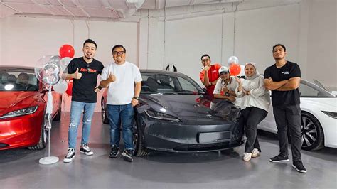 Tesla Model 3 first delivery begin in Malaysia - EONMSK News