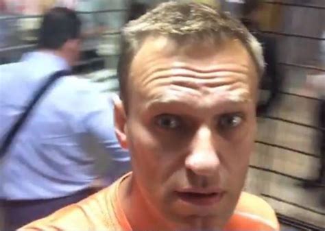 Russia opposition leader Alexei Navalny poisoning by "unknown chemical ...