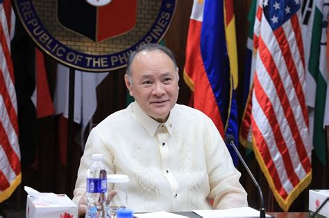 Defense chief to review PH-US bilateral defense guidelines between – Filipino News