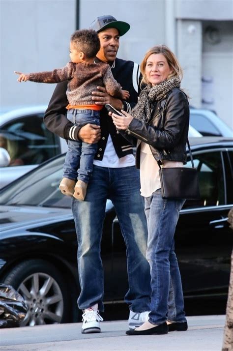 Ellen Pompeo & Family Out For Dinner In New York | Celeb Baby Laundry