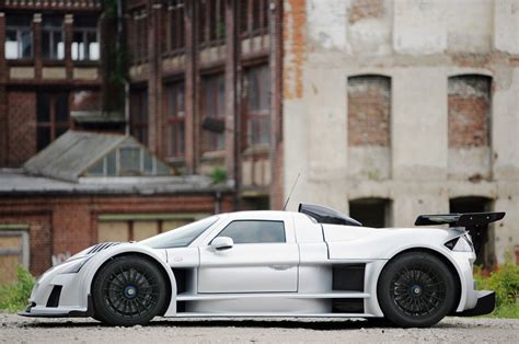 2011 Gumpert Apollo S Review, Specs, Price & Top Speed