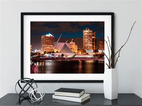 Milwaukee Skyline & Milwaukee Art Museum Full Color, Gloss Print ...