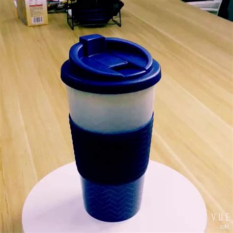 Spill Proof Plastic Coffee Mugs With Anti-leak Locking Lid - Buy Coffee Mug With Press Lid ...