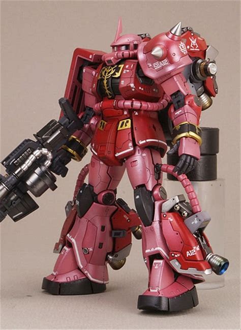 RG 1/144 Char's Zaku II Custom Build