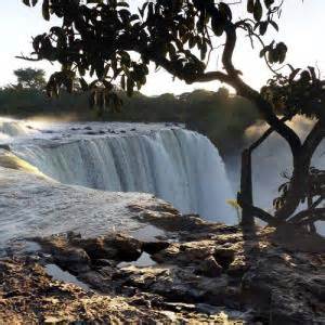 Lumangwe Falls in Kawambwa, Zambia - Virtual Globetrotting