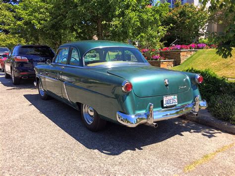 Seattle's Classics: 1952 Ford customline