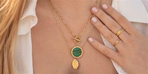 The 14 Best Affordable Jewelry Brands to Shop Right Now