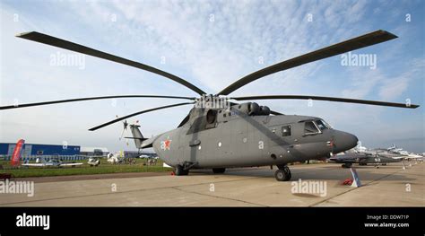 Mil Mi-26 helicopter Stock Photo - Alamy