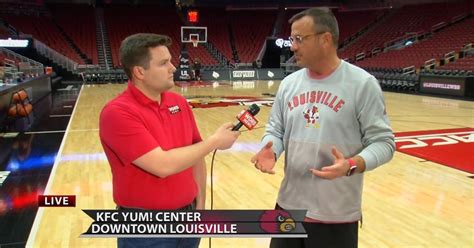 Louisville women's basketball head coach Jeff Walz previews matchup ...