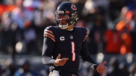 Proposal Sees Bears Trade QB Justin Fields For Draft Haul