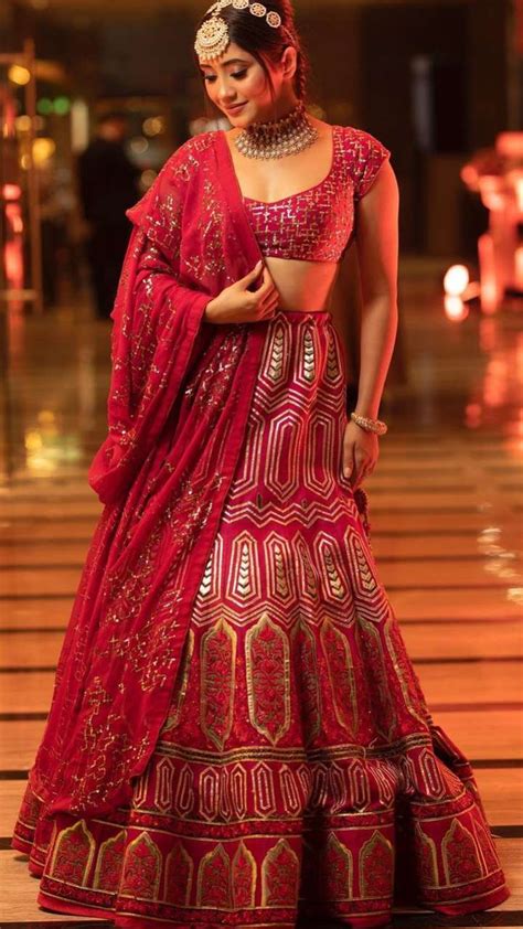 Wedding Outfits Inspo By Shivangi Joshi For Shaadi Season