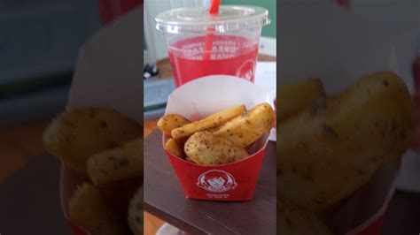 Wendy's Breakfast Potatoes 🥔 review - YouTube