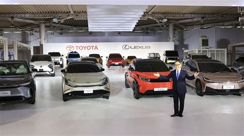 New Car Sales in Japan Fall Short of 5 Million for Second Year Running | Nippon.com