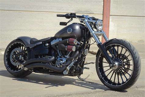 Harley Davidson Breakout | Lord Drake Kustoms