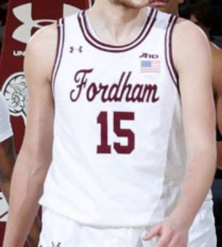 Histoire des Maillots Fordham Rams - Basketball Jersey Archive