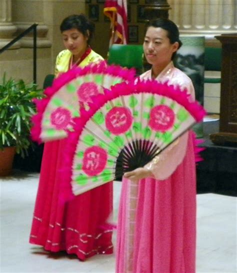 Traditional Korean Fan Dance