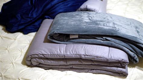 This weighted blanket can help you sleep better and save you $120 | cbs8.com