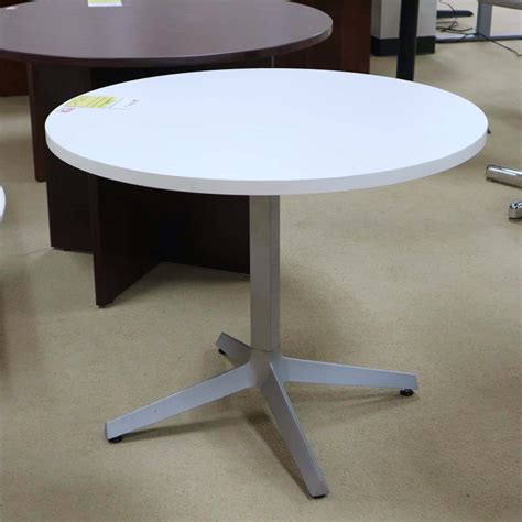 Break Room Table 36 | Office Furniture Liquidations