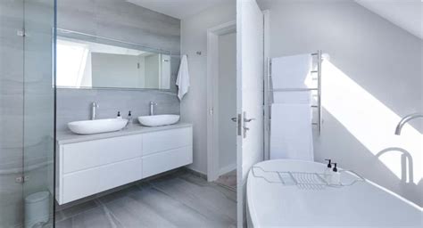 7 Benefits of Water Resistant Flooring in Your Bathroom - In NewsWeekly