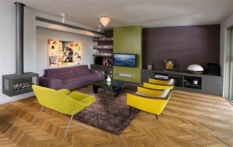 How to use triadic color scheme in interior design?