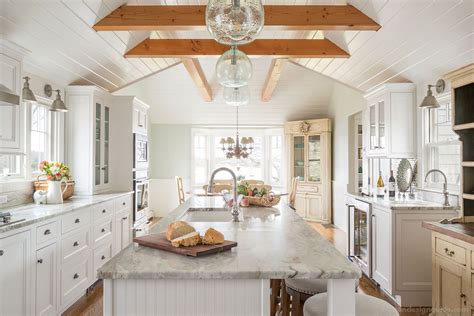 Cape Cod Cottage-Style Kitchen Makeover | Cottage style kitchen, Cape cod house interior, Cape ...