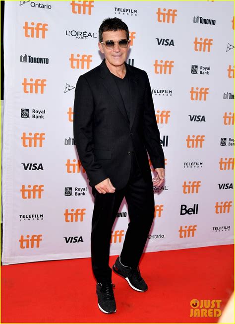 Antonio Banderas Premieres 'Pain & Glory' During TIFF 2019: Photo 4346491 | Antonio Banderas ...